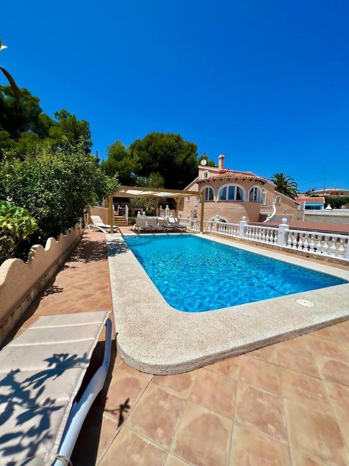 Relaxdiversion En Villa Piscina Bbq Y Cocina Ext كاليبي المظهر الخارجي الصورة
