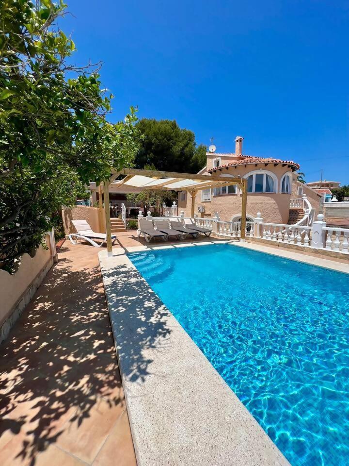 Relaxdiversion En Villa Piscina Bbq Y Cocina Ext كاليبي المظهر الخارجي الصورة